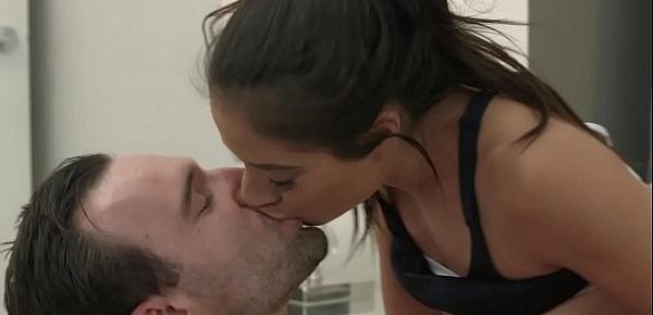  Fucking Awesome - Jynx Maze And Her Personal Trainer Have Little Secret